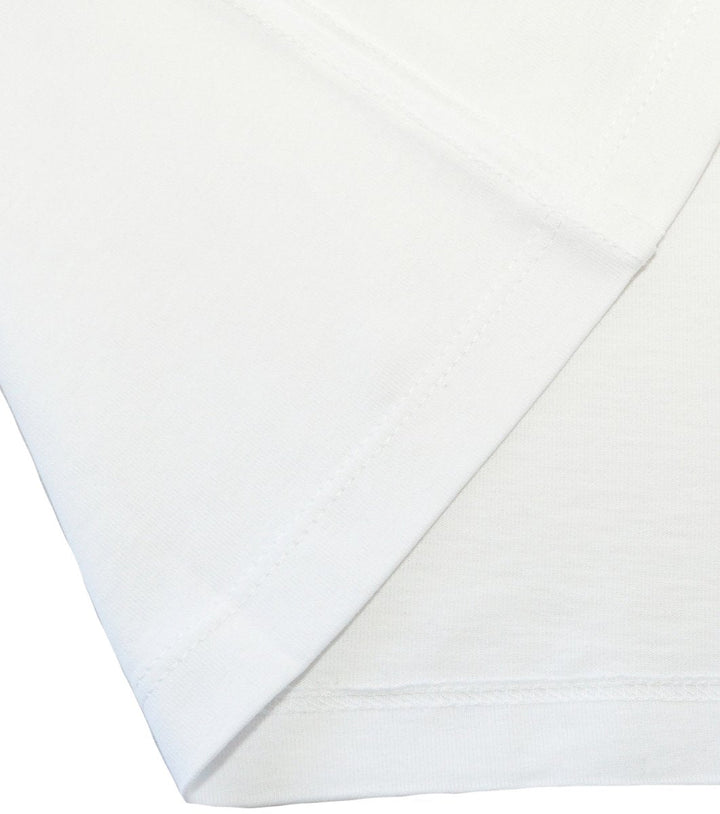 تي شيرت رجالي من Guess بشعار مطرز