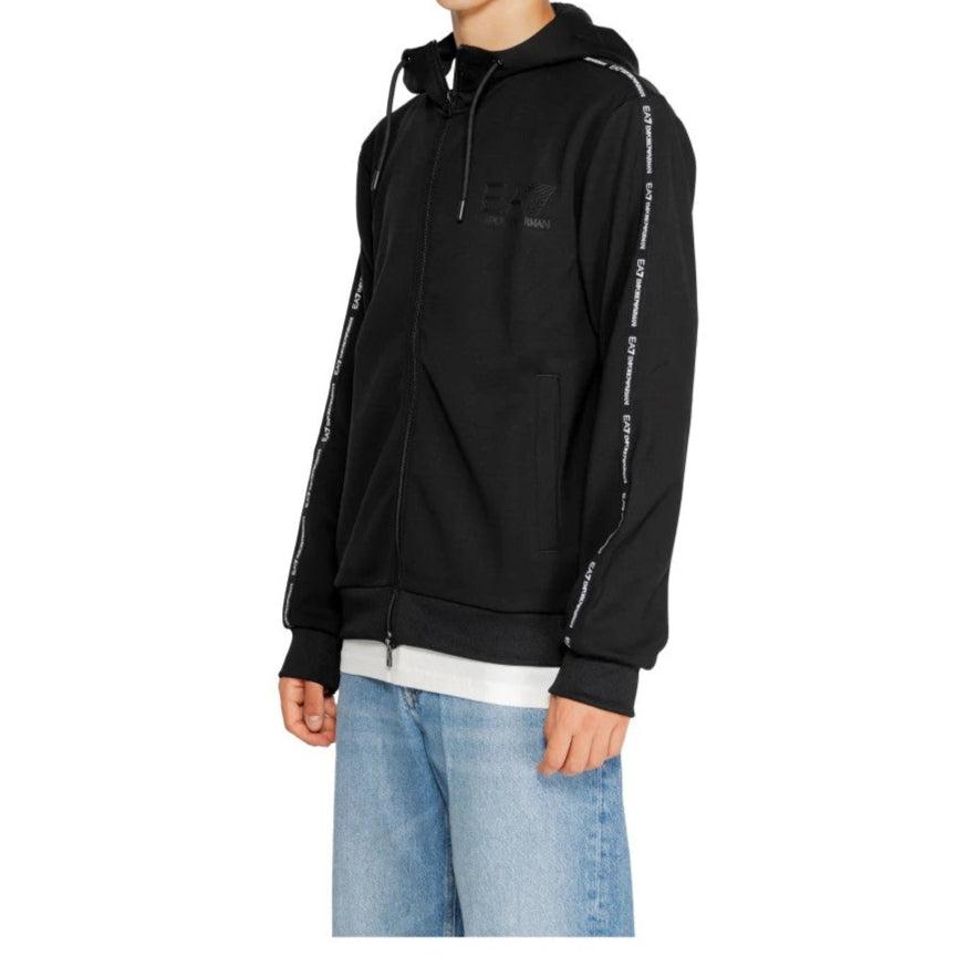 سترة بوليستر سوداء من أرماني إكستشينج