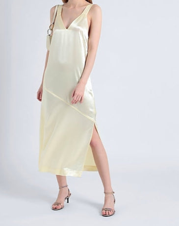 فستان-كالفن كلاين