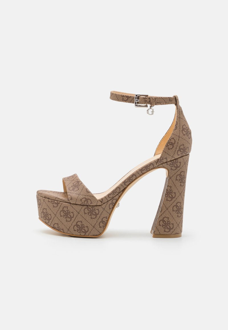 حذاء Guess IDAS2 للنساء بكعب عالٍ