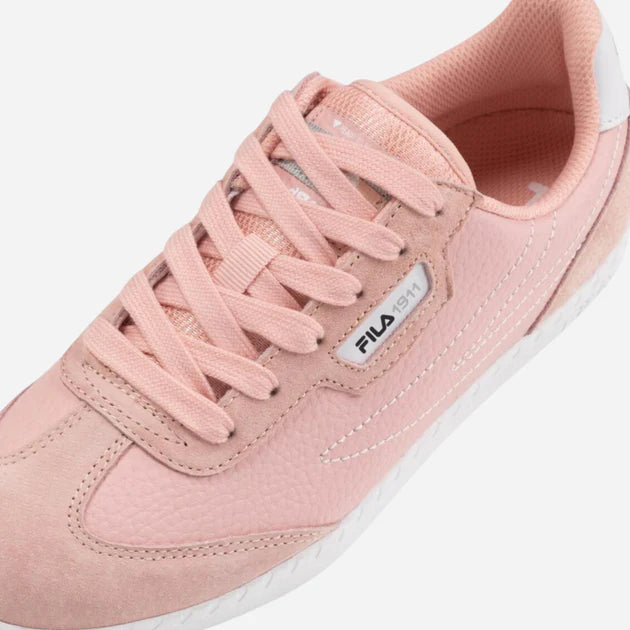 حذاء رياضي نسائي منخفض الارتفاع من فيلا - لون وردي باهت