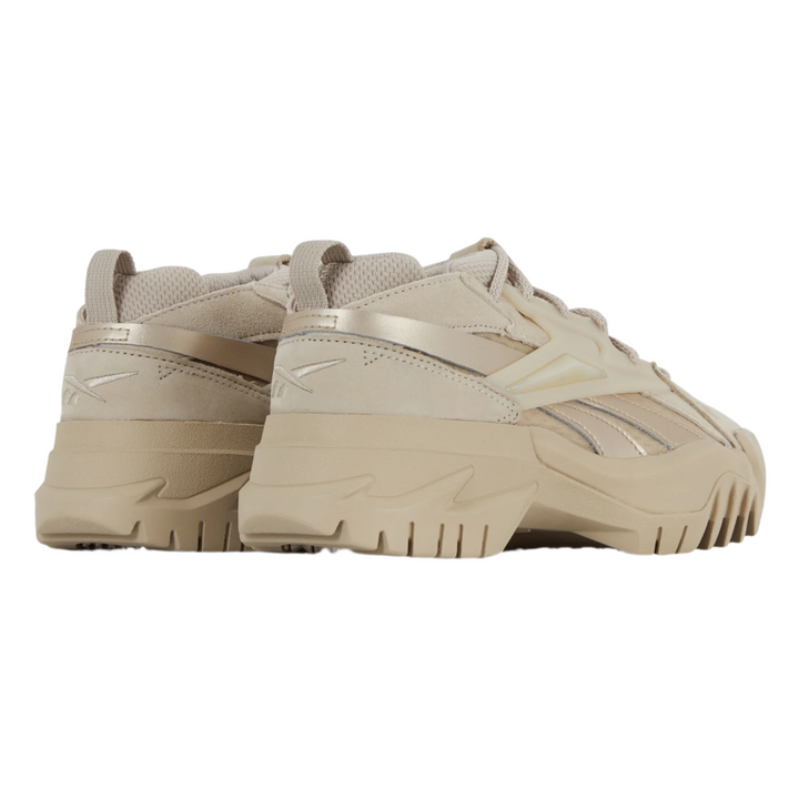 حذاء رياضي نسائي Reebok x Cardi B Club C V2 "Modern Beige"