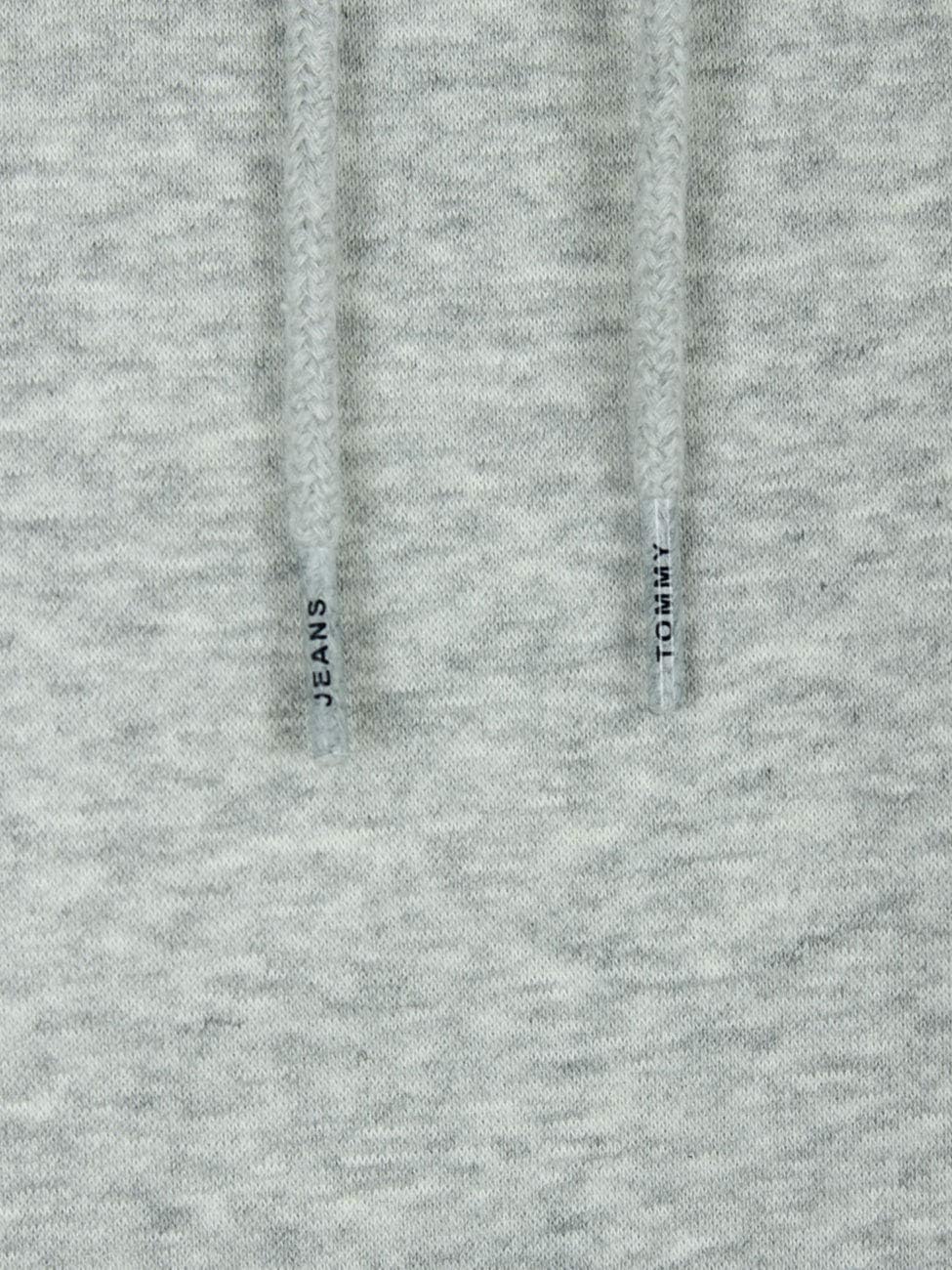 هودي بشعار تومي جينز