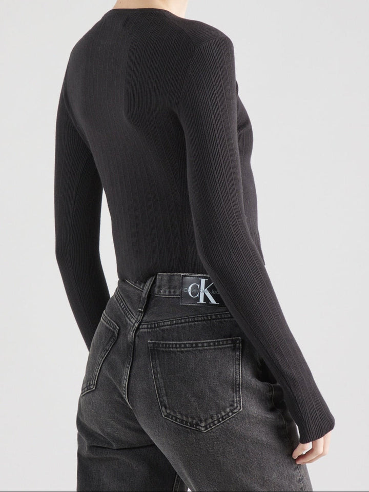 سترة سهلة الارتداء مضلعة للنساء من كالفن كلاين جينز