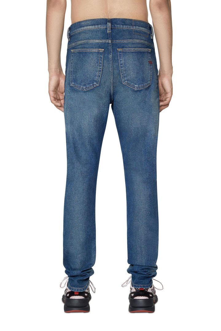 بنطلون جينز أزرق رجالي من ديزل