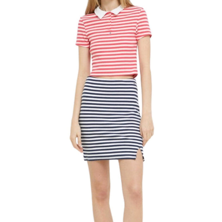 قميص بولو وردي للنساء من تومي جينز