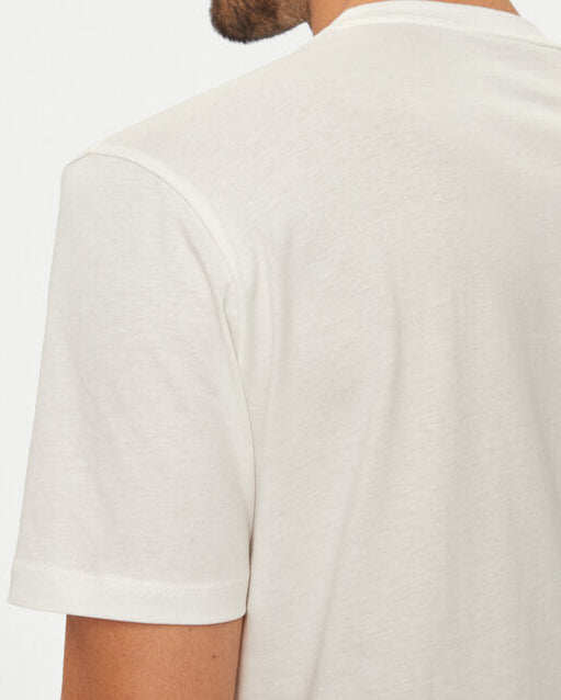 تي شيرت أرماني إكستشينج من القطن والجيرسي بشعار جرافيكي