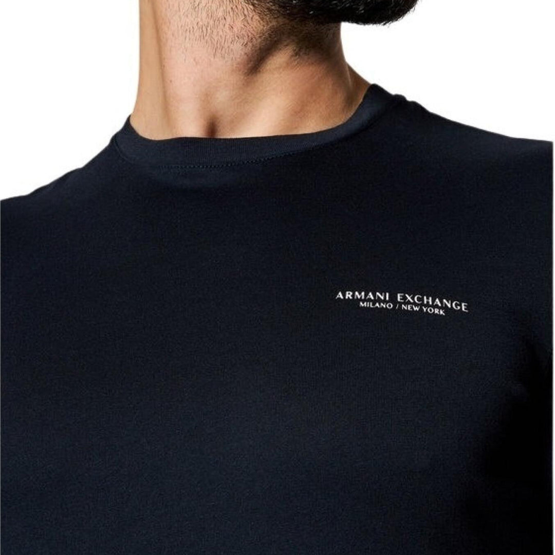 تي شيرت بشعار أرماني إكستشينج