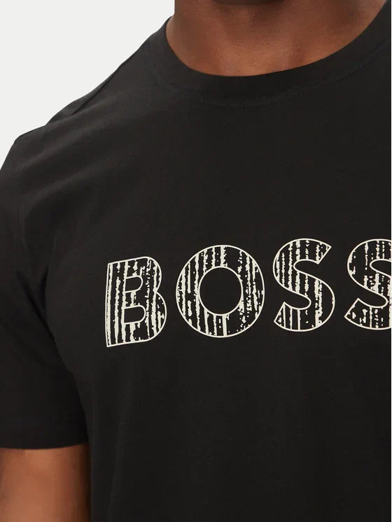تي شيرت هوغو بوس القطني الأسود