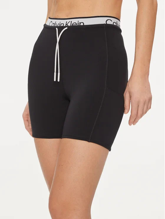 بنطال رياضي نسائي عالي الخصر من كالفن كلاين