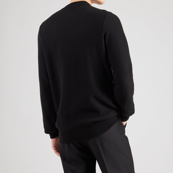 هوغو بوس - قميص تريكو أسود من القطن برقبة دائرية