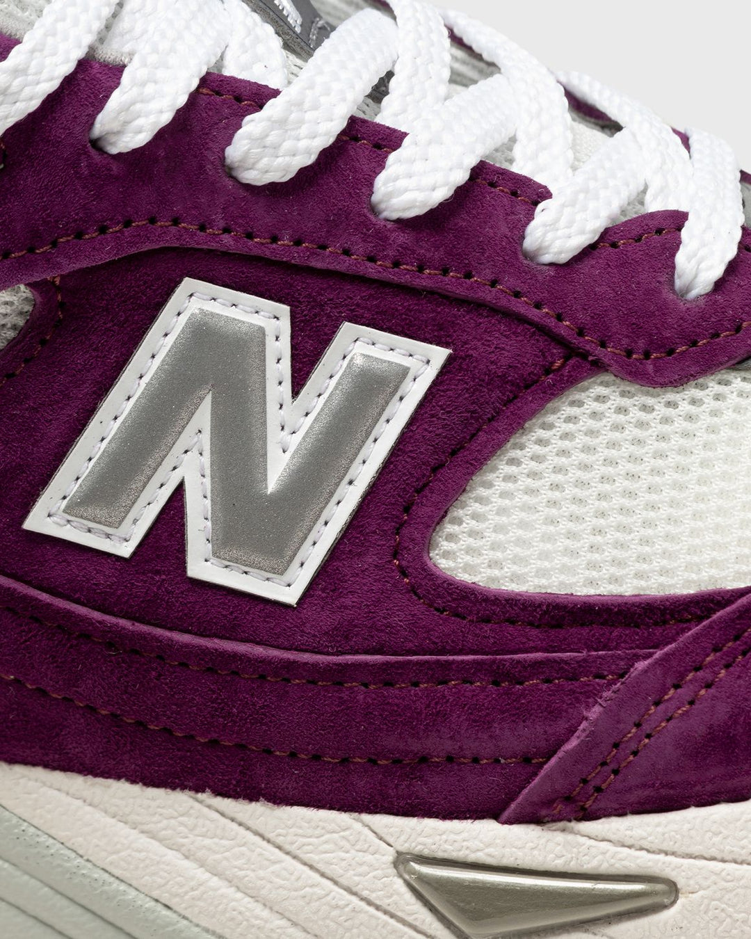 حذاء نيو بالانس 991v1 برايت رينيسانس للنساء - بنفسجي/رمادي/أسود