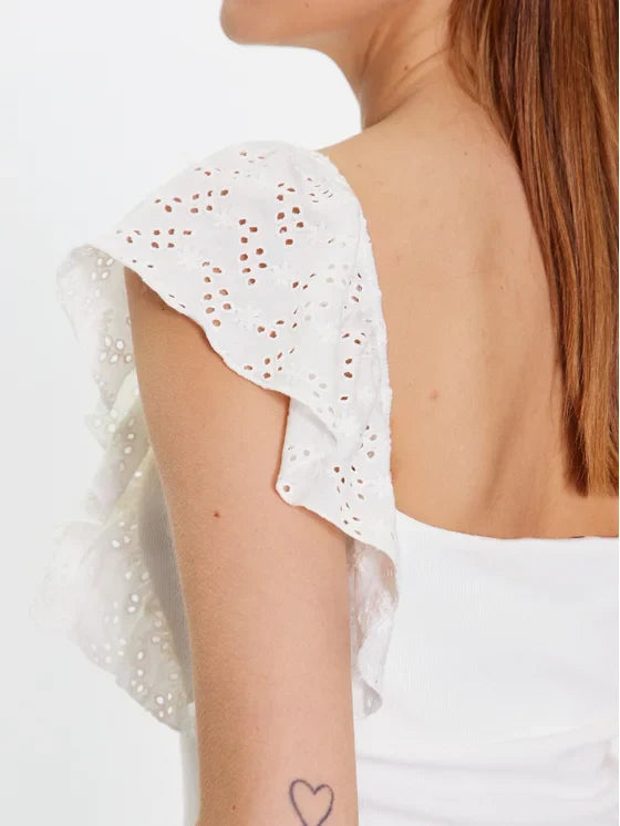 بلوزة رينا القطنية النسائية بأكمام مكشكشة ورقبة على شكل قلب من جيس