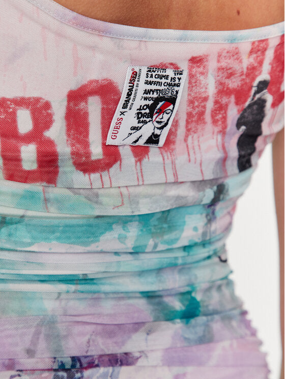 فستان جيس النسائي بطبعة جرافيتي