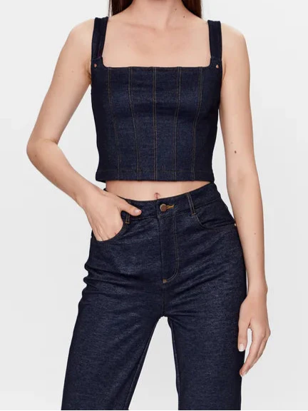 بلوزة كورسيه بمظهر جينز من Guess