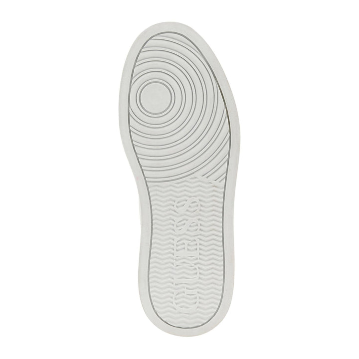 حذاء رياضي من الجلد الطبيعي من Guess Lifet