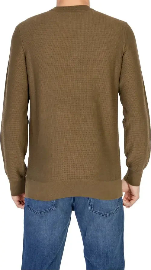 هوغو بوس سترة محبوكة من الكشمير والقطن بياقة دائرية باللون الأخضر