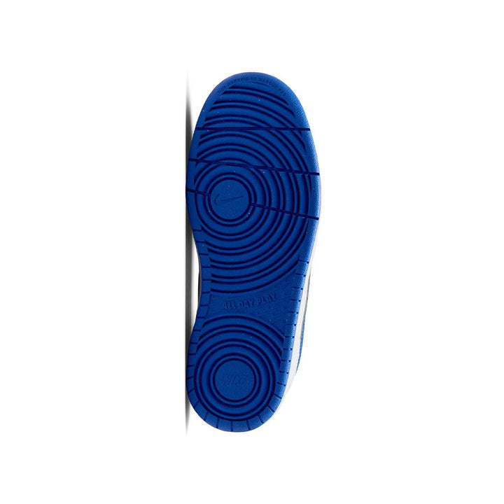 حذاء نايكي كورت بورو لو ريكرافت للأطفال الكبار - أبيض/هايبر رويال/أسود