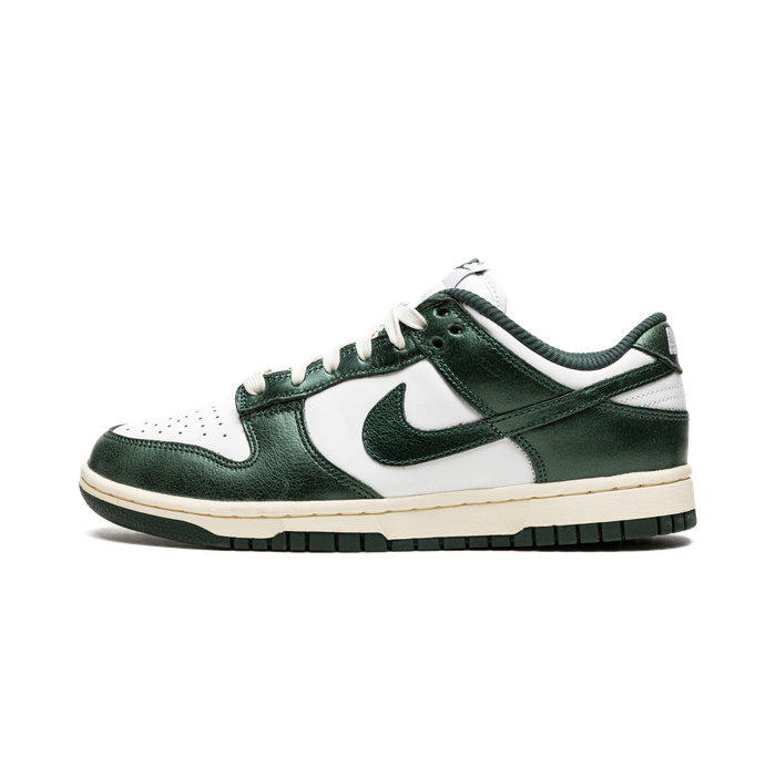 حذاء نايكي دانك لو "أخضر عتيق"