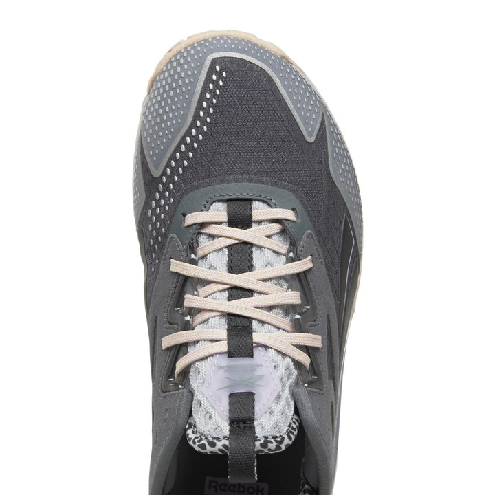 حذاء تدريب ريبوك نانو X2 TR Adventure للنساء - رمادي
