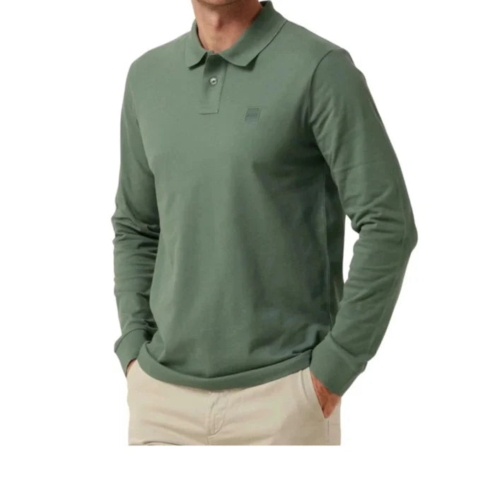 قميص بولو بوس باسربي مفتوح باللون الأخضر