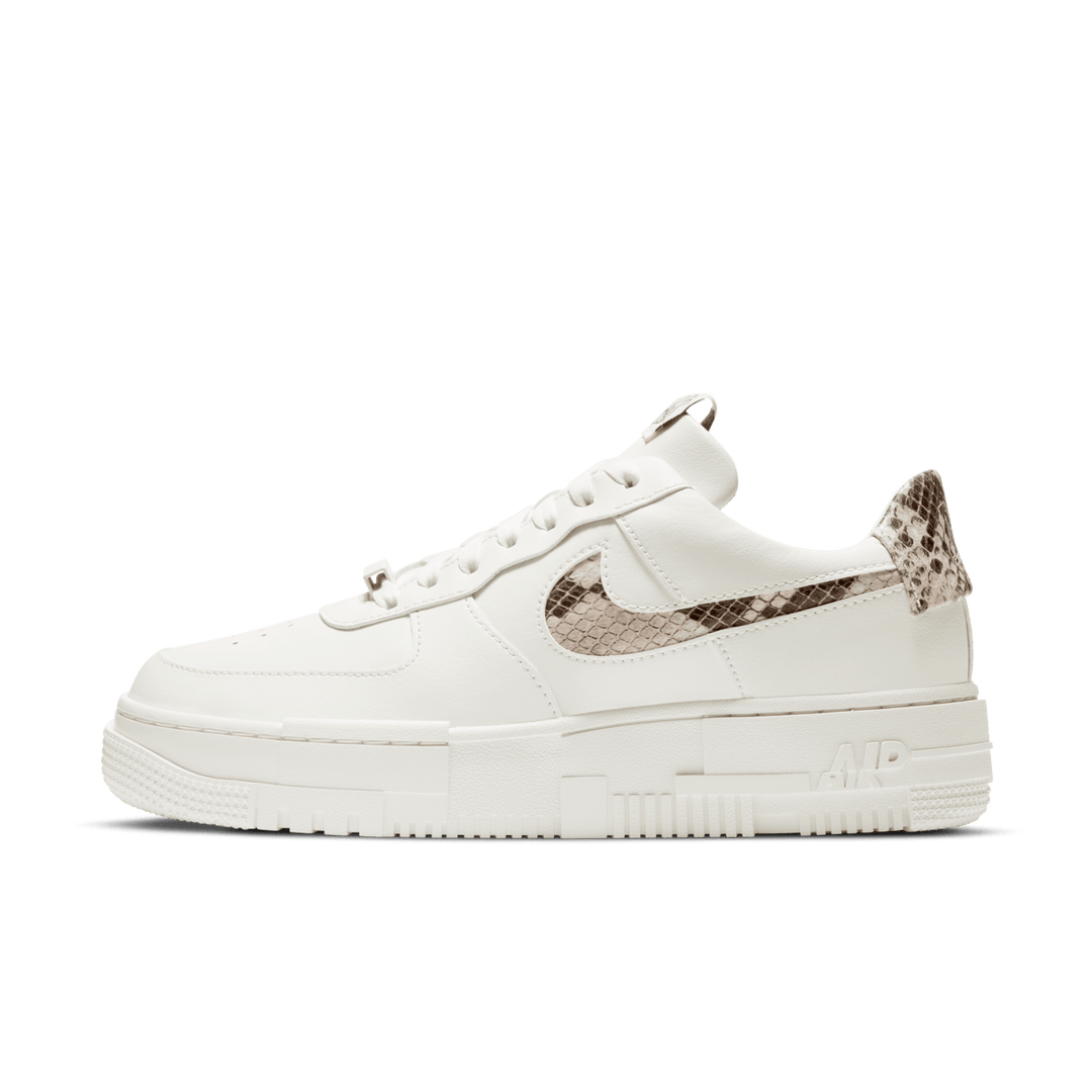 حذاء Nike Air Force 1 Pixel SE 'Sail Snake'
